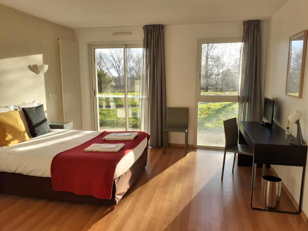 La Villa Des Golf.E.S Theix Zewnętrze zdjęcie